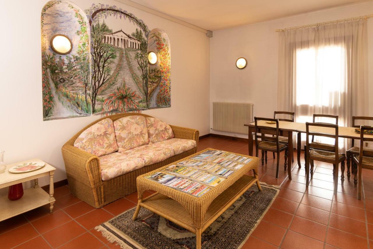 Residence Le Barchesse Casavagra Exterior photo